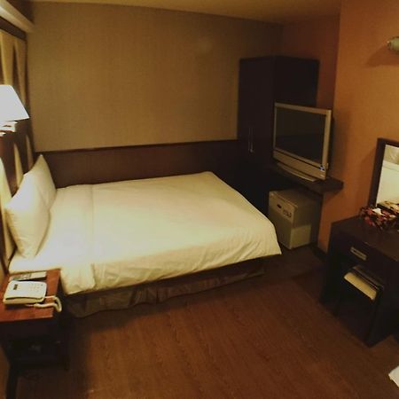 Fu Chia Hotel Keelung Bagian luar foto